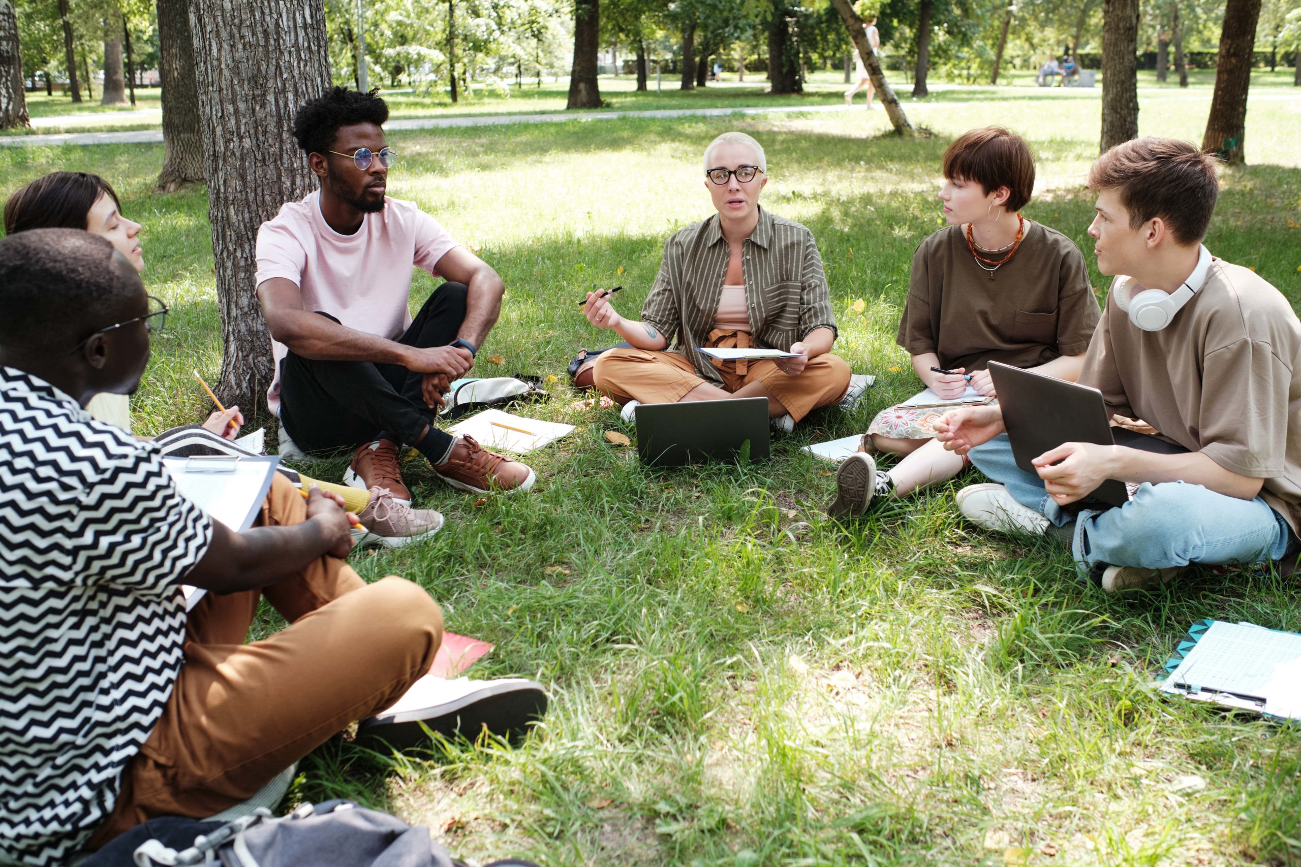 social-gathering-hearing-solution